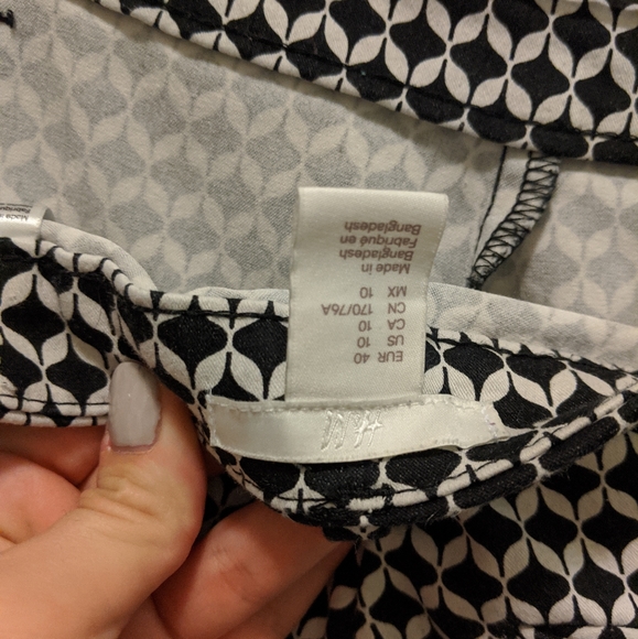 H&M Diamond Ankle Trousers - Picture 2 of 5